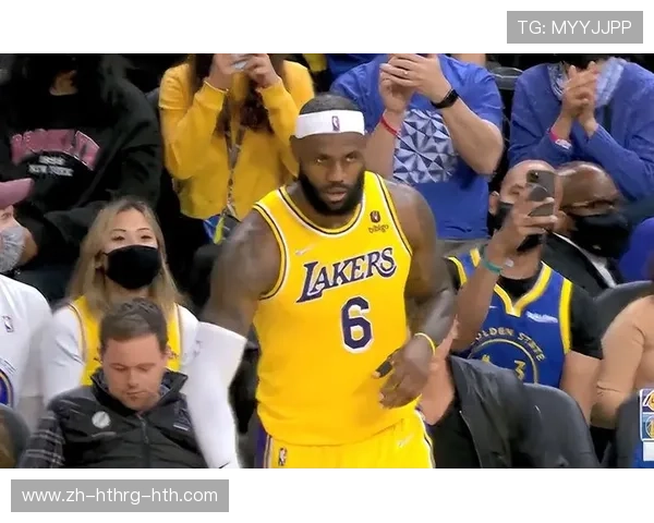 火箭队与勇士队的直播时间安排及看点解析